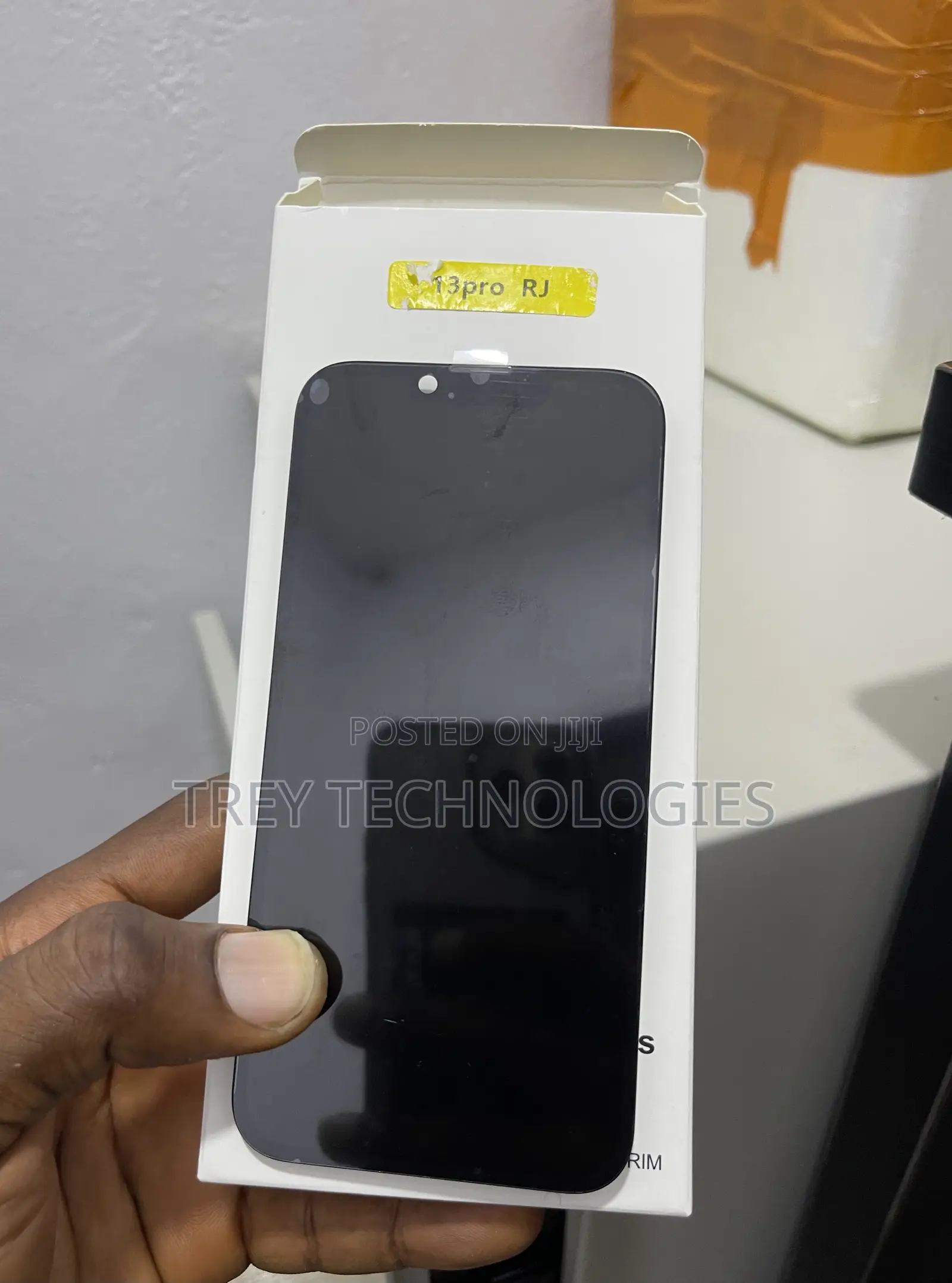 iPhone 13pro LCD With Display Truetone Support