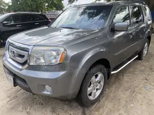 Honda Pilot 2011 Gray