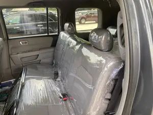 Honda Pilot 2011 Gray