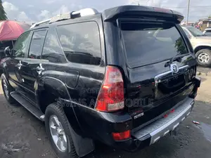 Toyota 4-Runner Limited V8 4x4 2005 Black