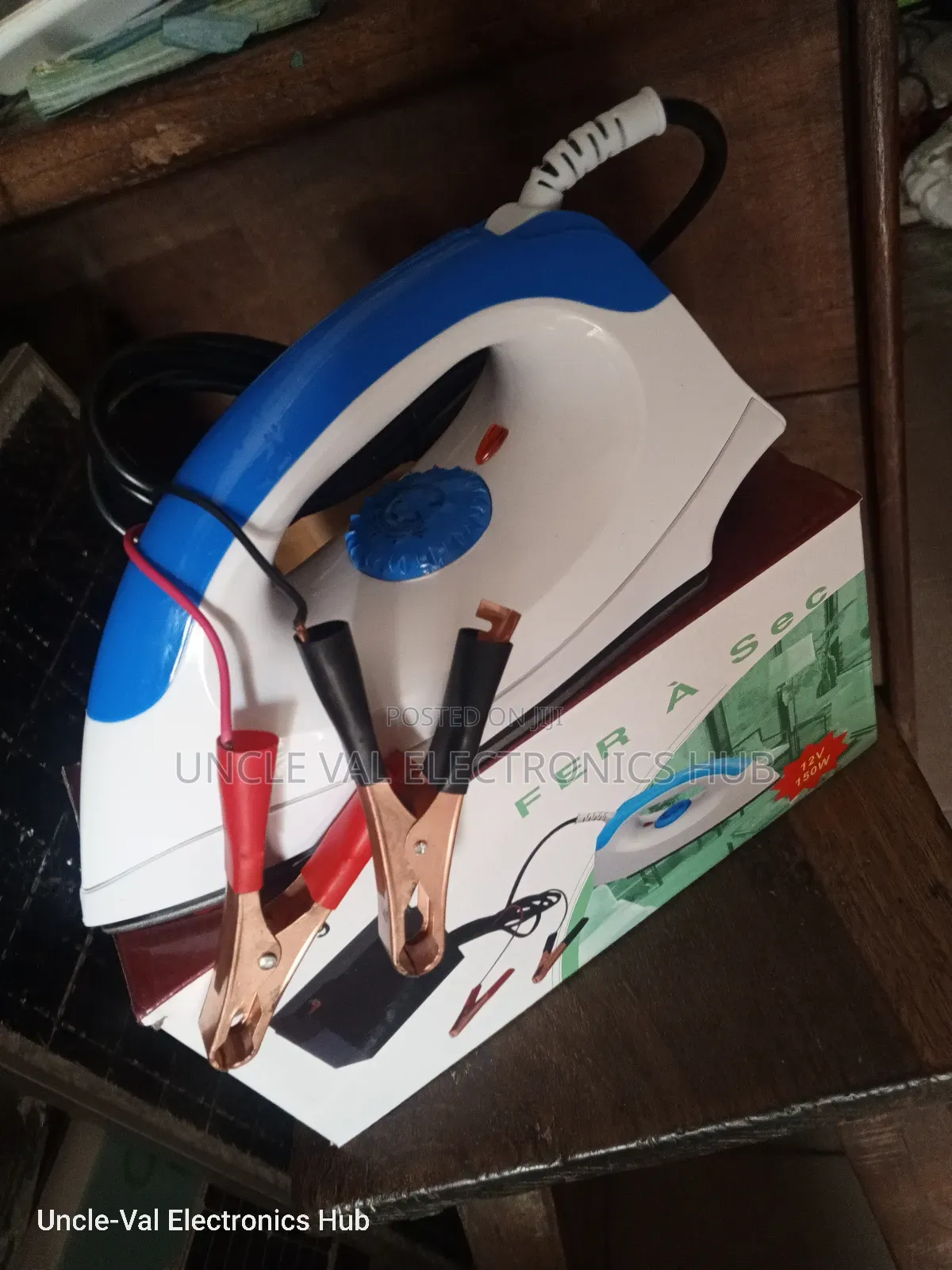 Ferasec 12v Solar/Dc Pressing Iron