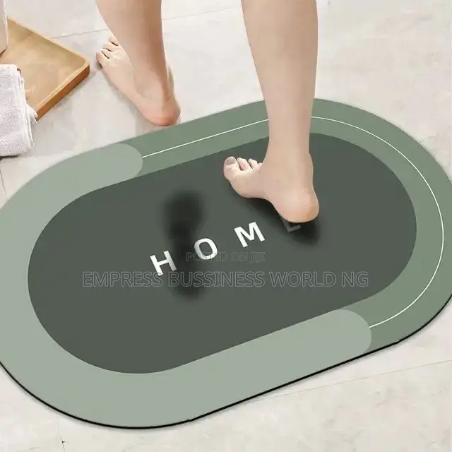 Water Absorbing Anti Slip Bathroom Mat_ Biggest Size