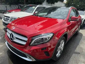 Mercedes-Benz GLA 250 2016 Red
