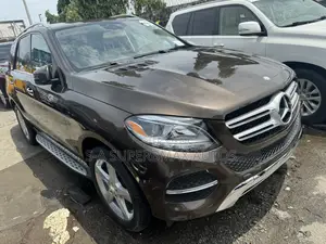 Mercedes-Benz GLE-Class GLE 350d 4MATIC 2016 Brown