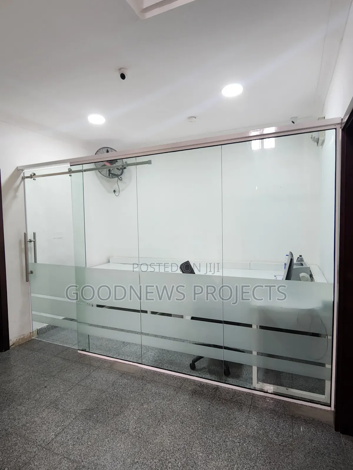Office Frameless Glass Partition