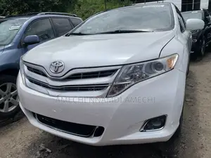 Toyota Venza AWD 2012 White