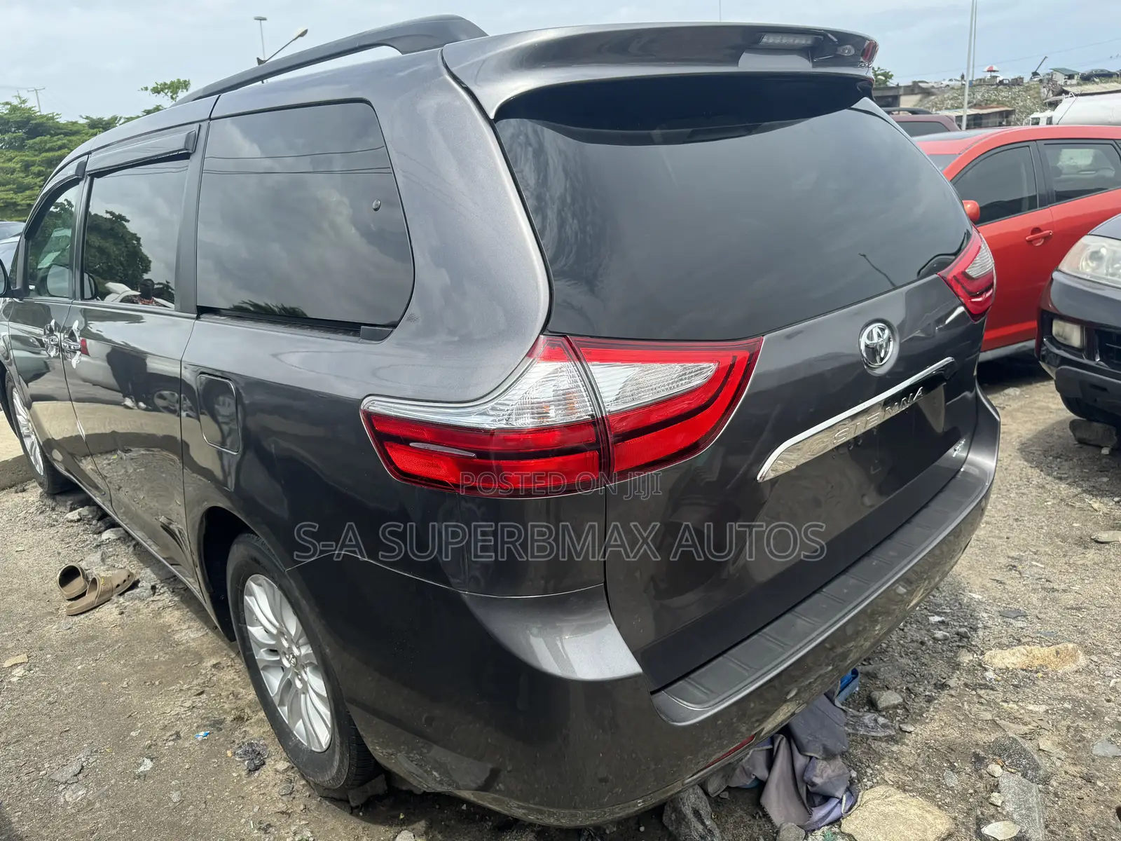 Toyota Sienna 2015 Gray