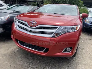 Toyota Venza AWD 2012 Red