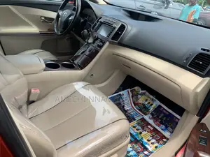 Toyota Venza AWD 2012 Red