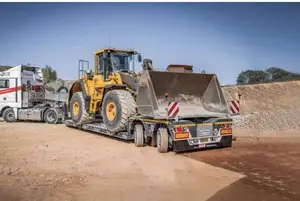 Low Bed /Flat Bed Truck for Hire