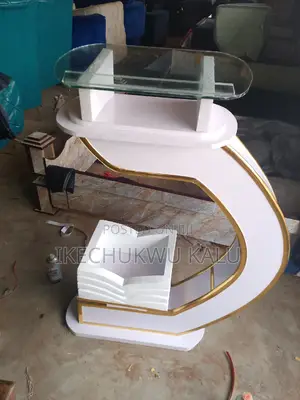 Pulpit White