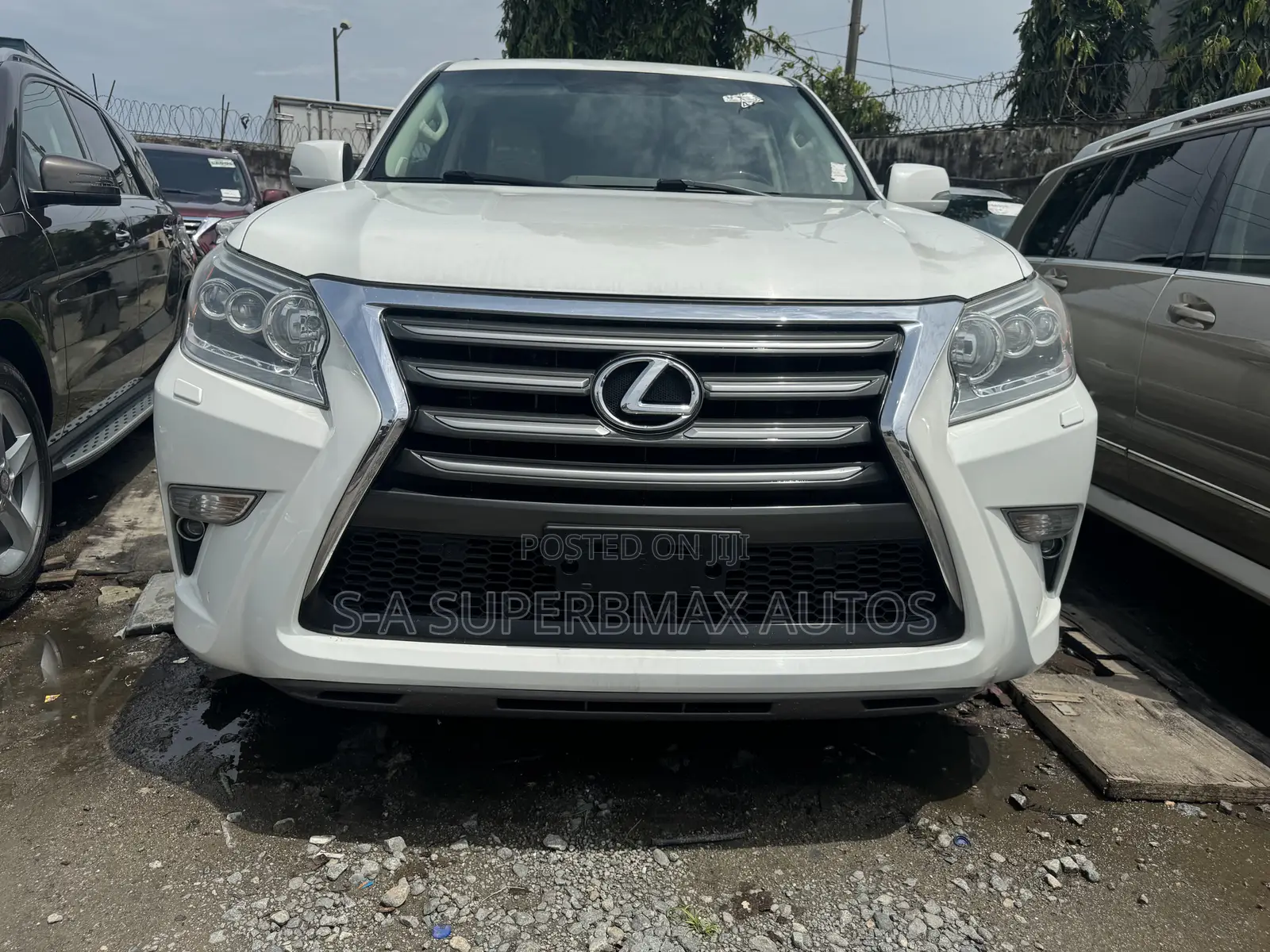 Lexus GX 460 Luxury 2015 White