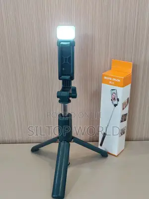 Bluetooth Integrated Selfie Stick With Light