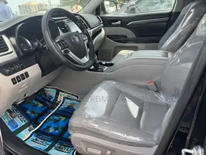Toyota Highlander 2017 Black