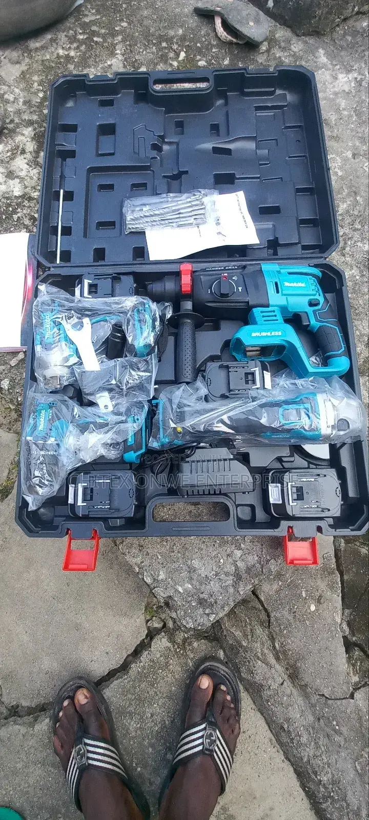 Set of Cordless Hammer Machine.