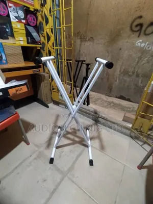 Photo - Keyboard Stand