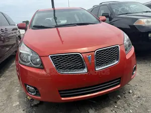 Pontiac Vibe 2.4 4WD 2010 Orange