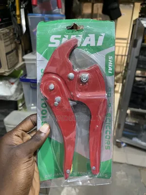 Plastic Cutter
