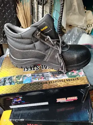 Vitals Safety Boot