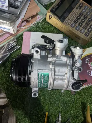 OEM Brand New Mercedes Benz W205 Compressor
