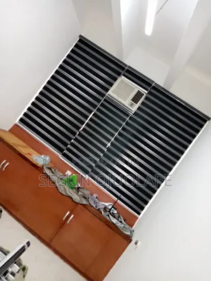 Curtains and Window Blinds