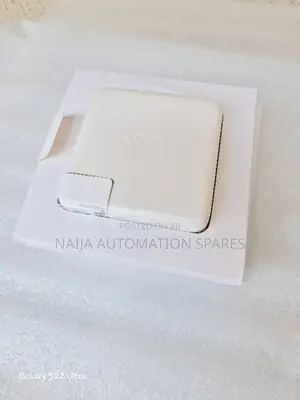 Apple 96W Usb-C Power Adapter for Mac Pro. 100% Original