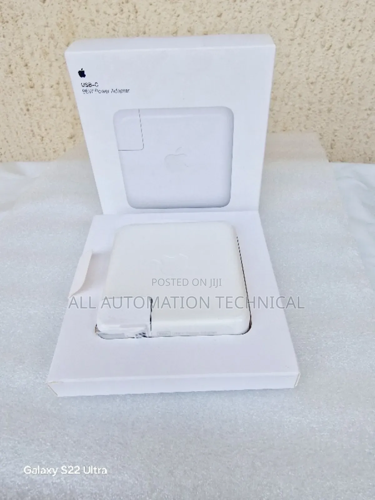 Apple 96W Usb-C Power Adapter for Mac Pro. 100% Original