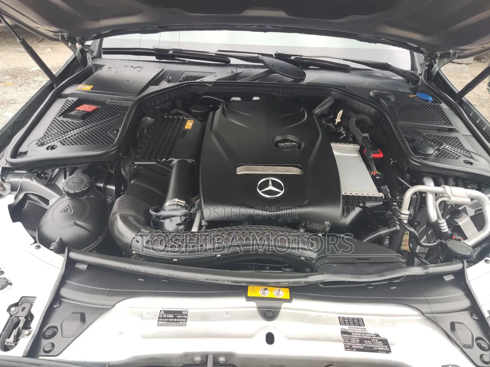 Mercedes-Benz C300 2016 Gray