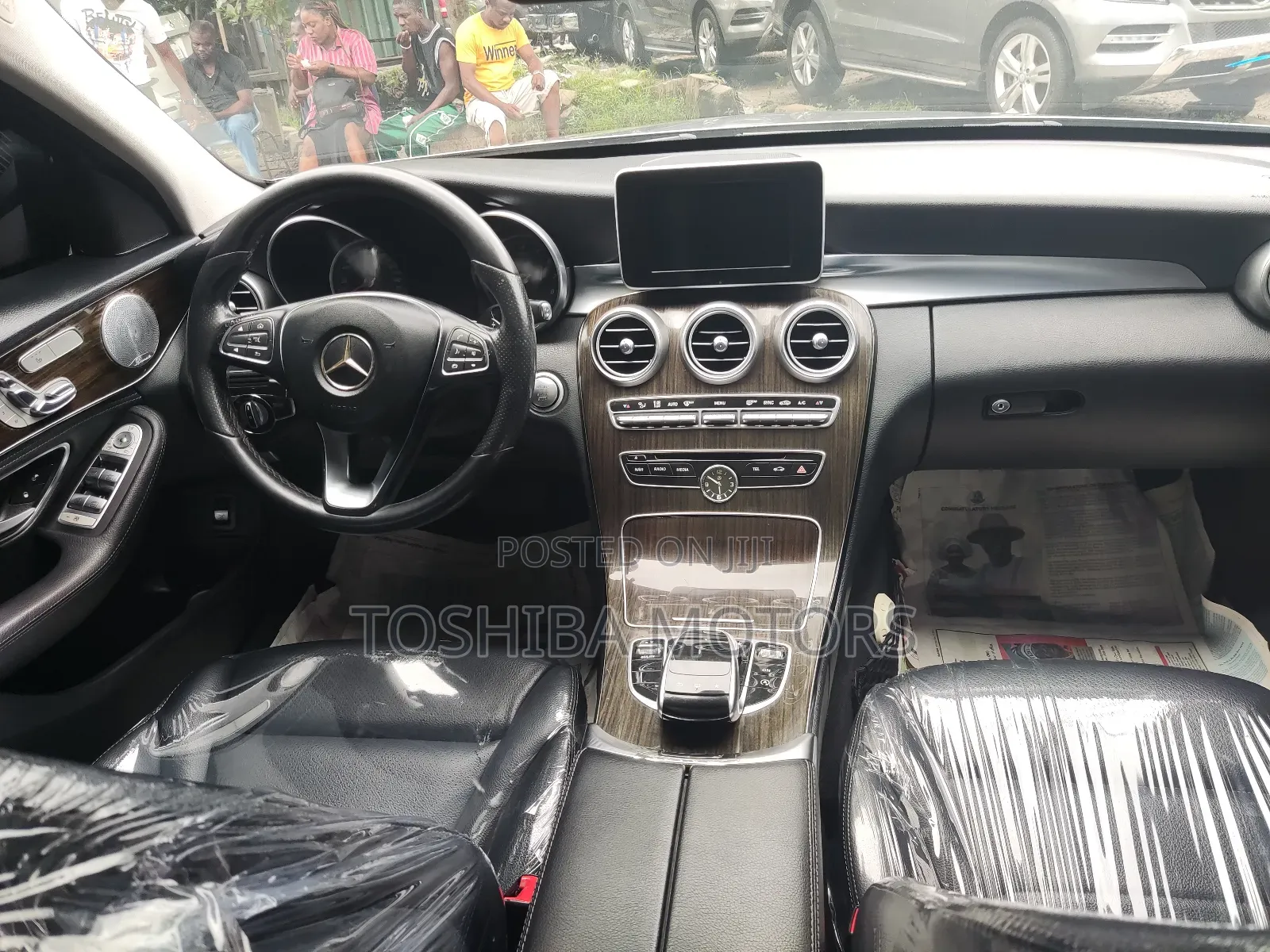 Mercedes-Benz C300 2016 Gray
