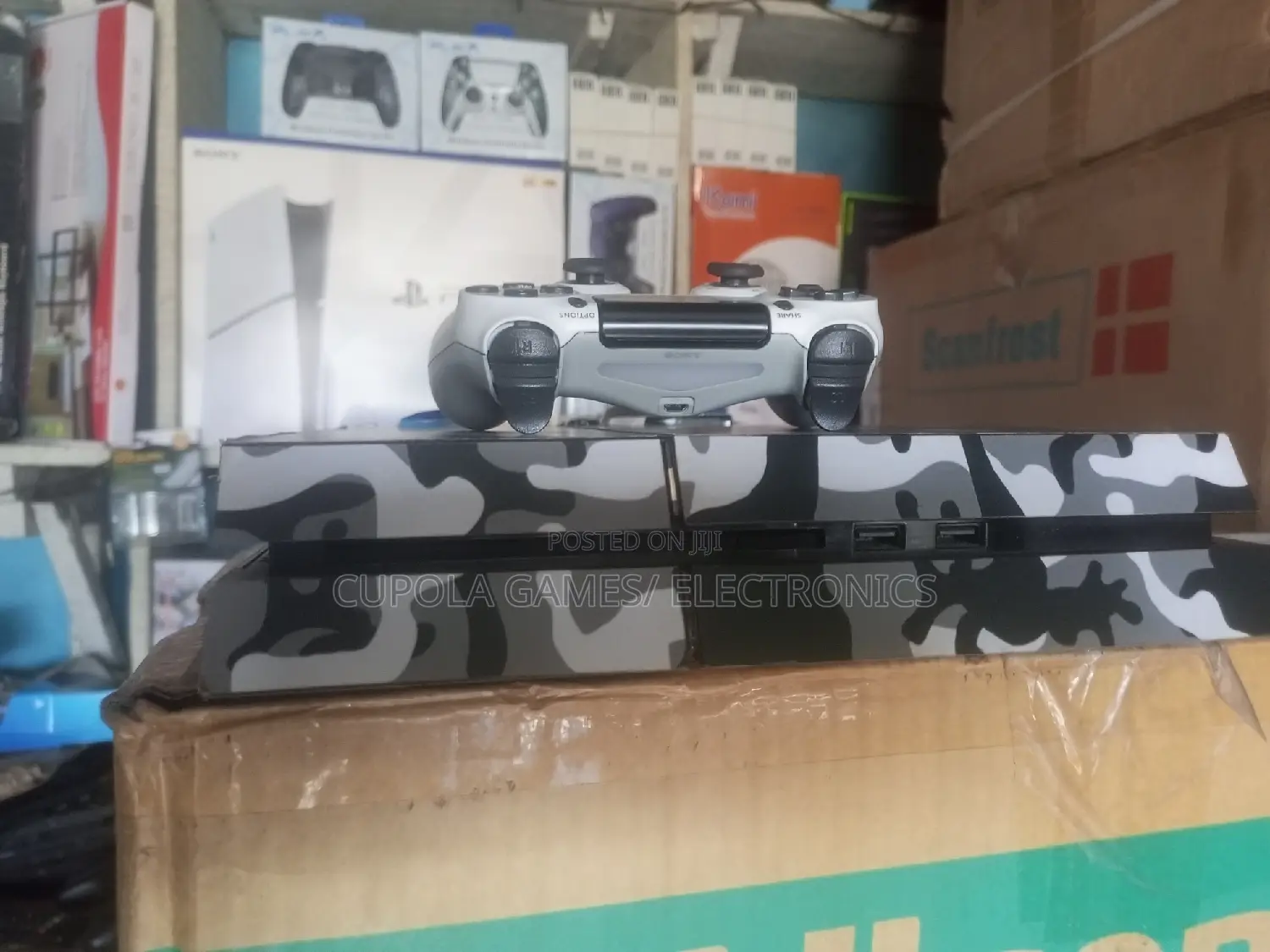 Ps4 Console, Hacked and Acccessorie