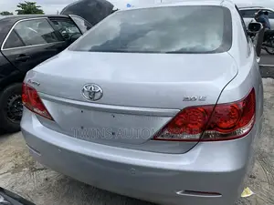 Toyota Camry 2011 Silver