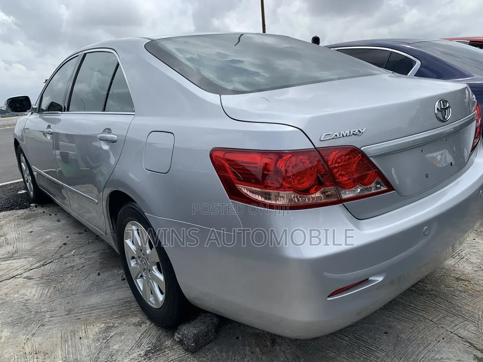Toyota Camry 2011 Silver