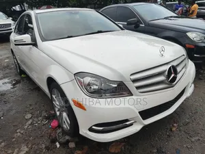 Mercedes-Benz C300 2013 White