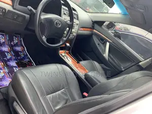 Toyota Camry 2011 Silver