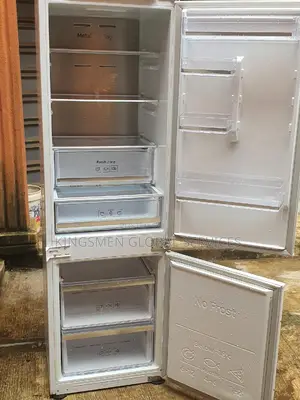 Samsung Metallic Cooling Inverter Refrigerator
