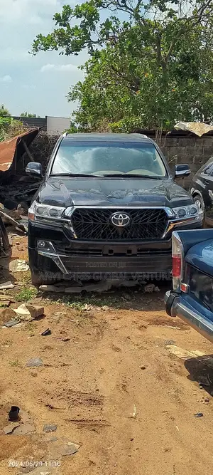 Toyota Landcruiser Upgrade From 2015 to 2022 Model