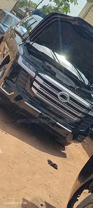 Toyota Land Cruiser Upgrade to 2022 Model
