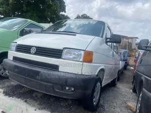 Volkswagen Transporter 2003 White
