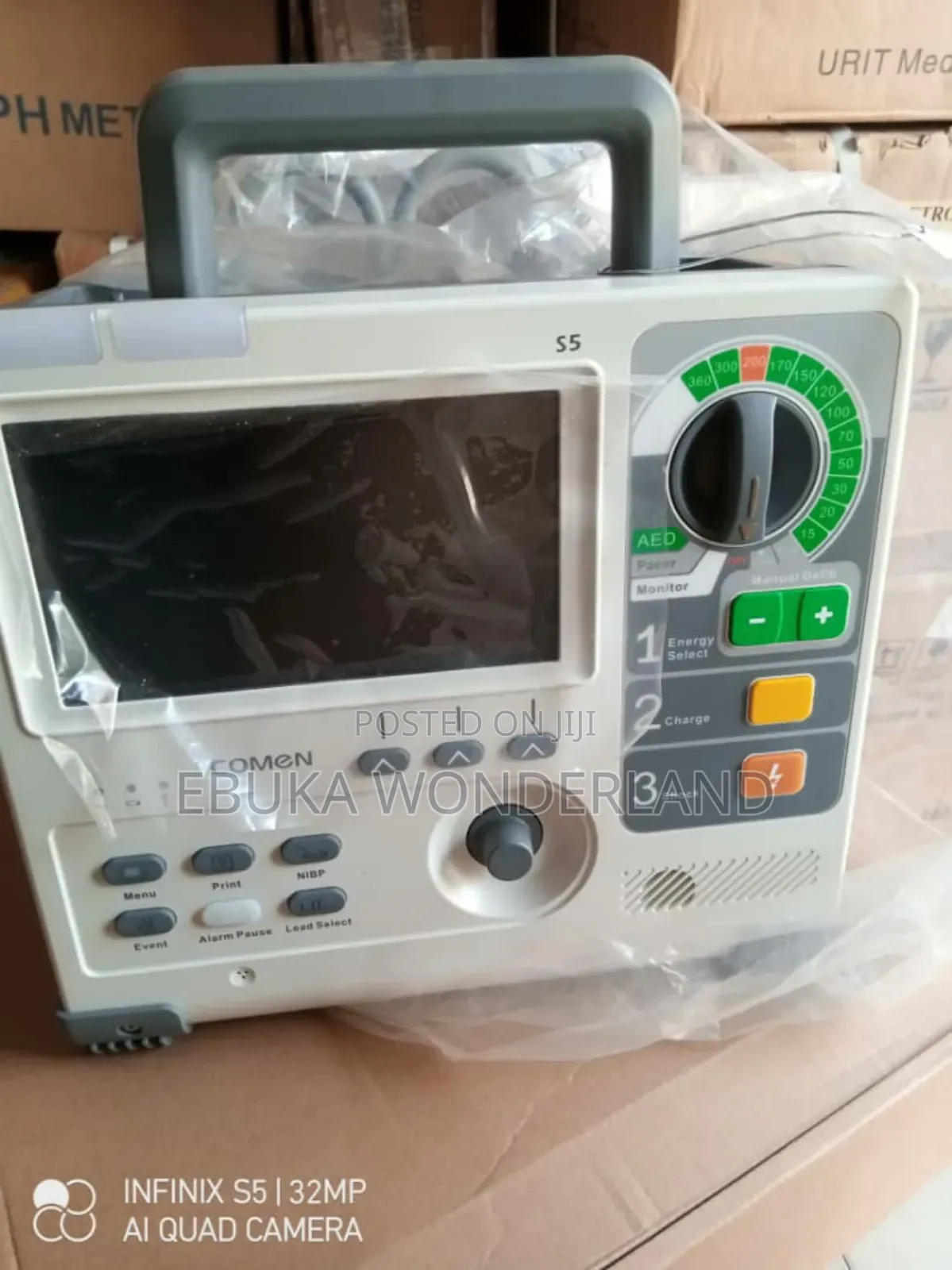 Comen Defibrillator Sucking