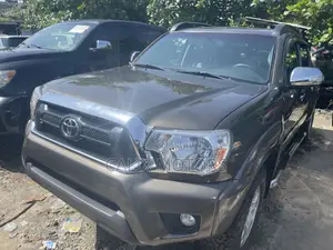 Toyota Tacoma 2014