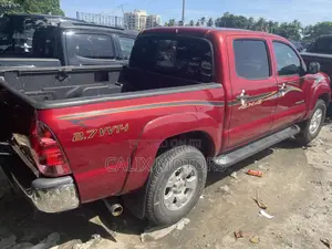 Toyota Tacoma 2009 Red