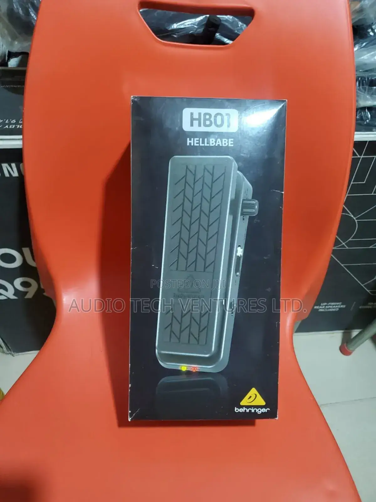 Behringer Hb01 Hellbabe