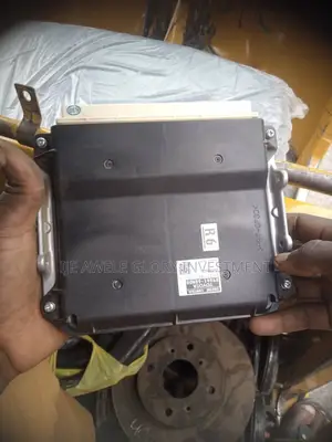 Ecu Brain Box Toyota Land Cruiser Prado 2015