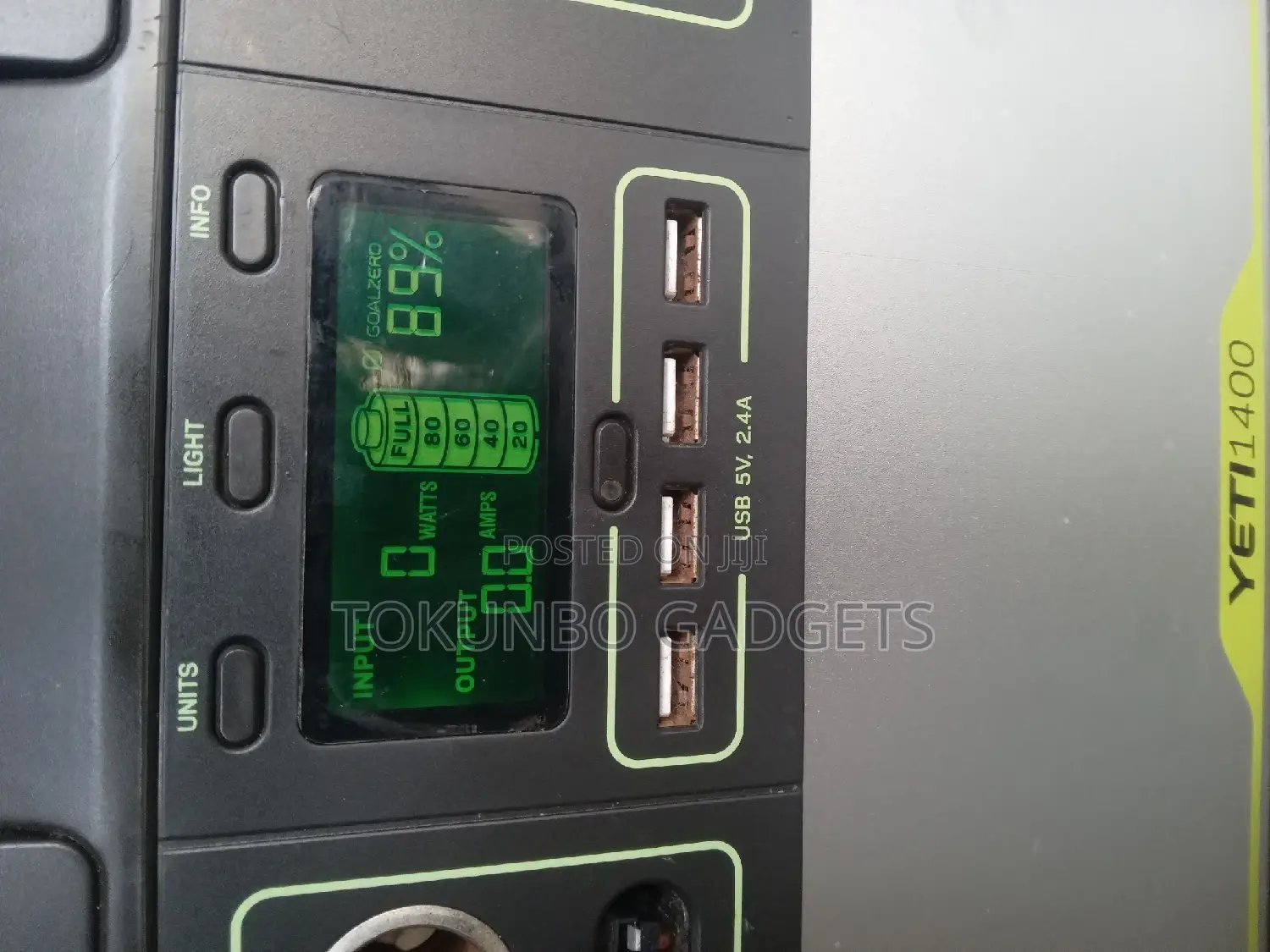 American Yeti 1500/3000 Watts Power Station