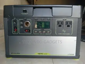 American Yeti 1500/3000 Watts Power Station