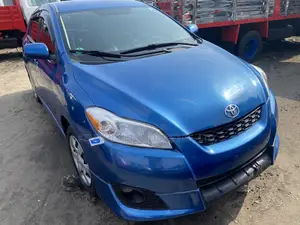 Toyota Matrix 2010 Blue