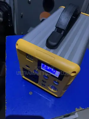 300 Watts Solar Generator + Additional Solar Panel