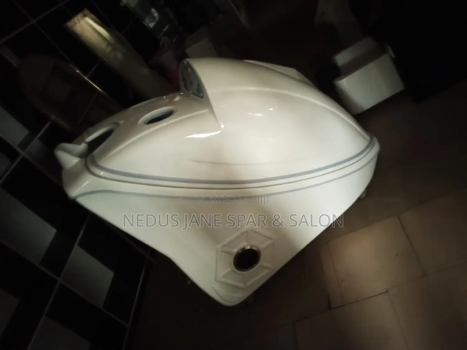 Spa Capsule