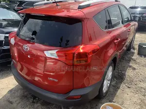Toyota RAV4 2015 Red