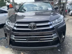 Toyota Highlander 2018 Gray